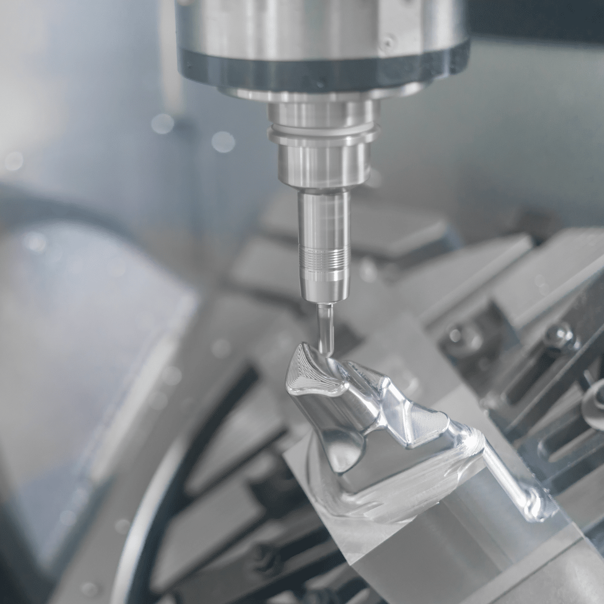 Hochpräzise CNC-Zerspanung und 5‑Achs-Fräsbearbeitung – B2B Leadgenerierung CNC Fertigung Ratiscon